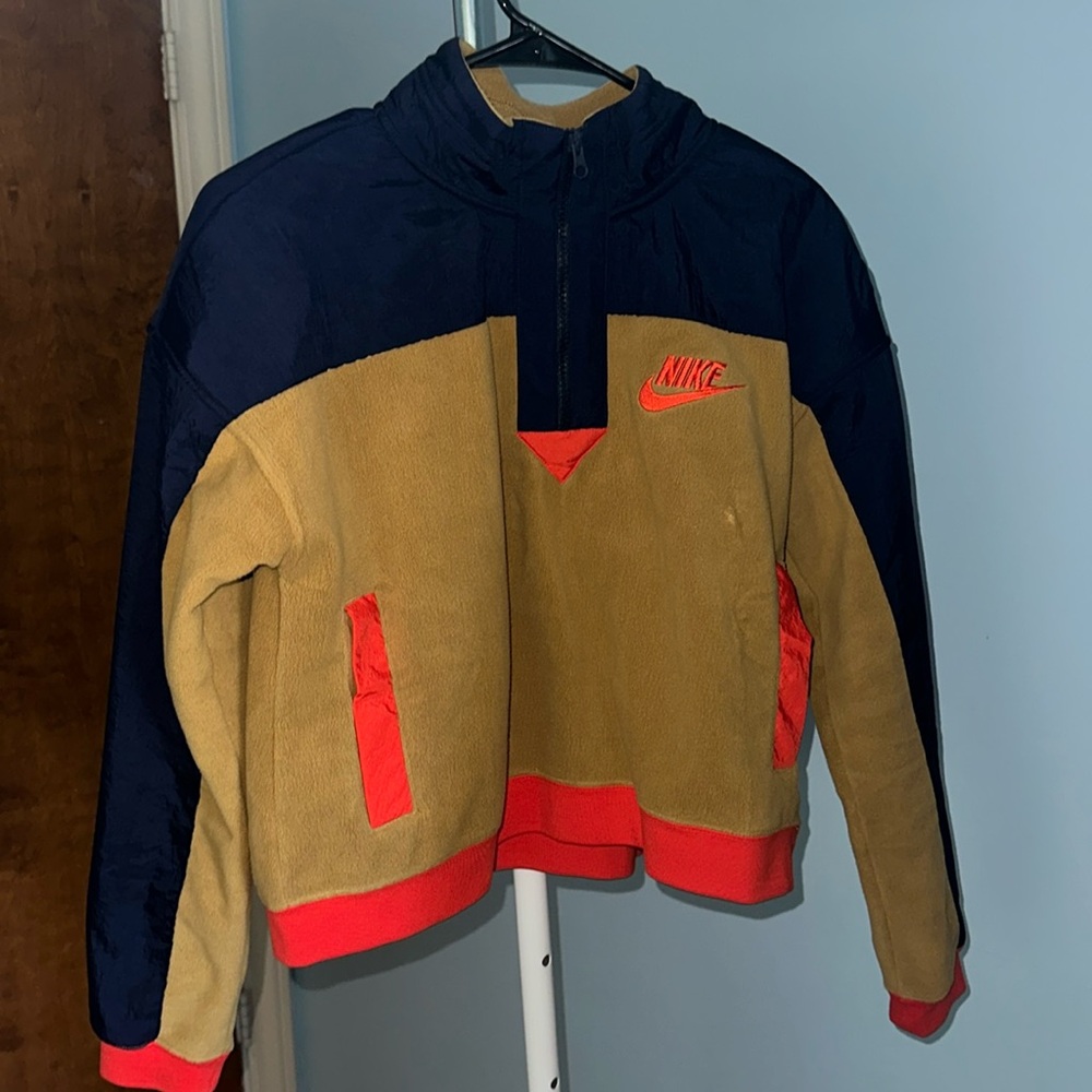 Nike cropped pullover